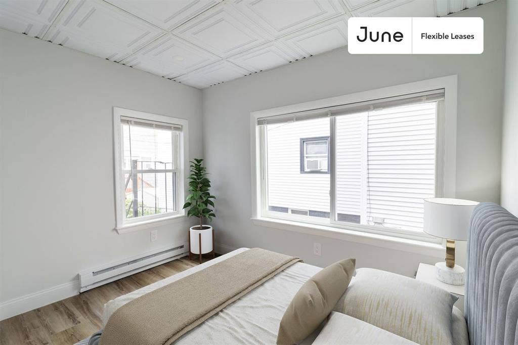 1 BR in Boston