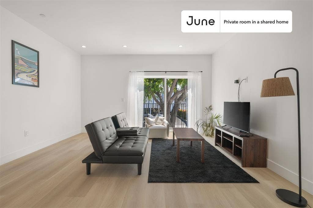 5 BR in Los Angeles