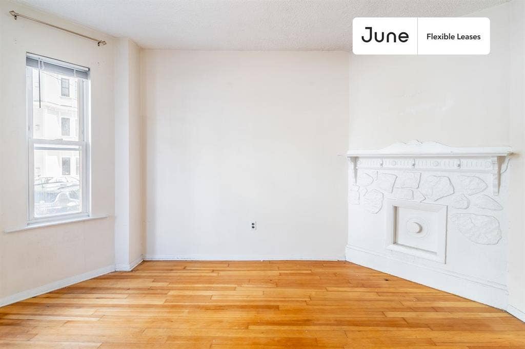 2 BR in Boston