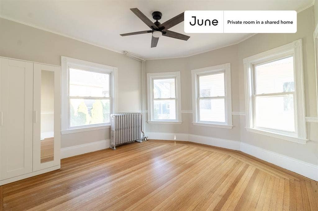 5 BR in Boston
