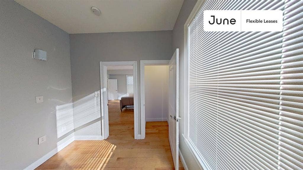 3 BR in Boston