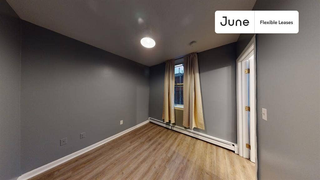 3 BR in Boston