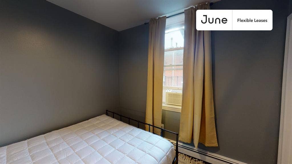 3 BR in Boston