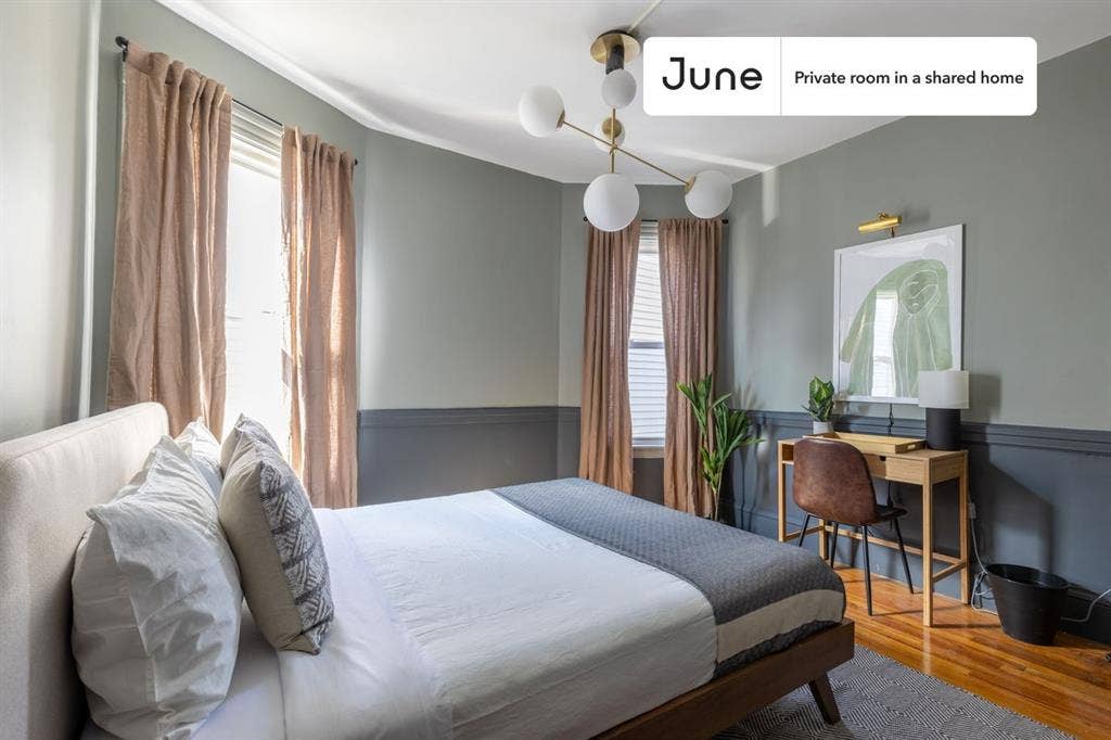 4 BR in Boston
