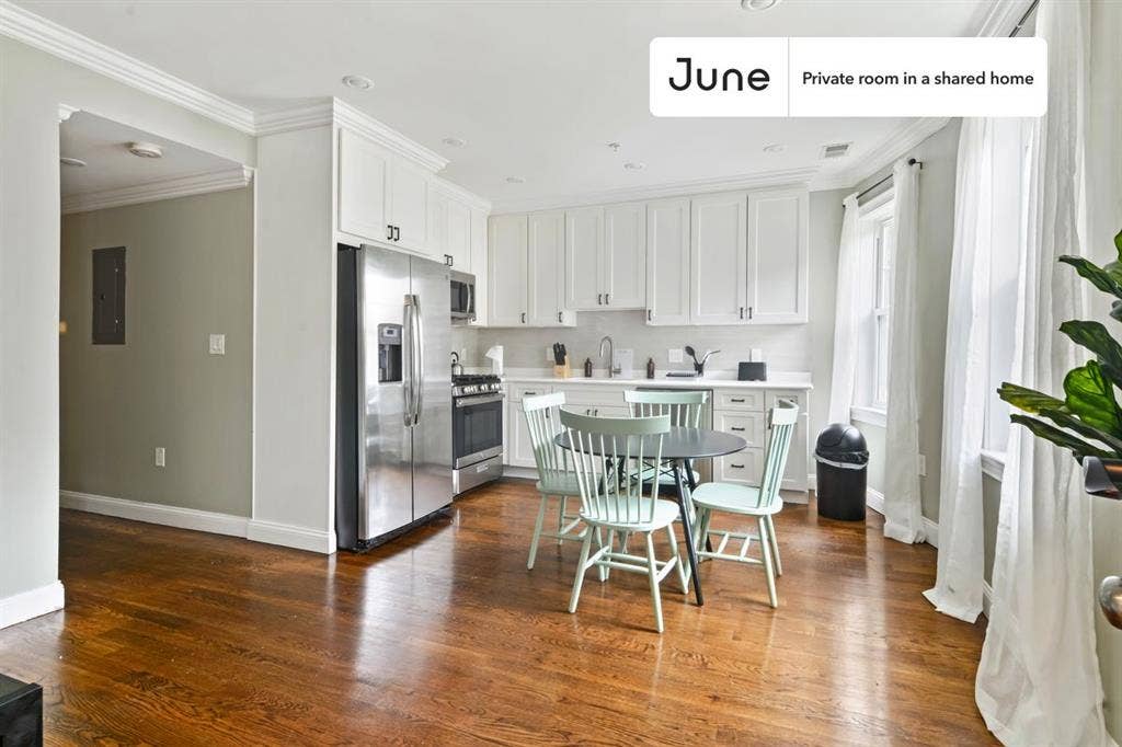 4 BR in Boston