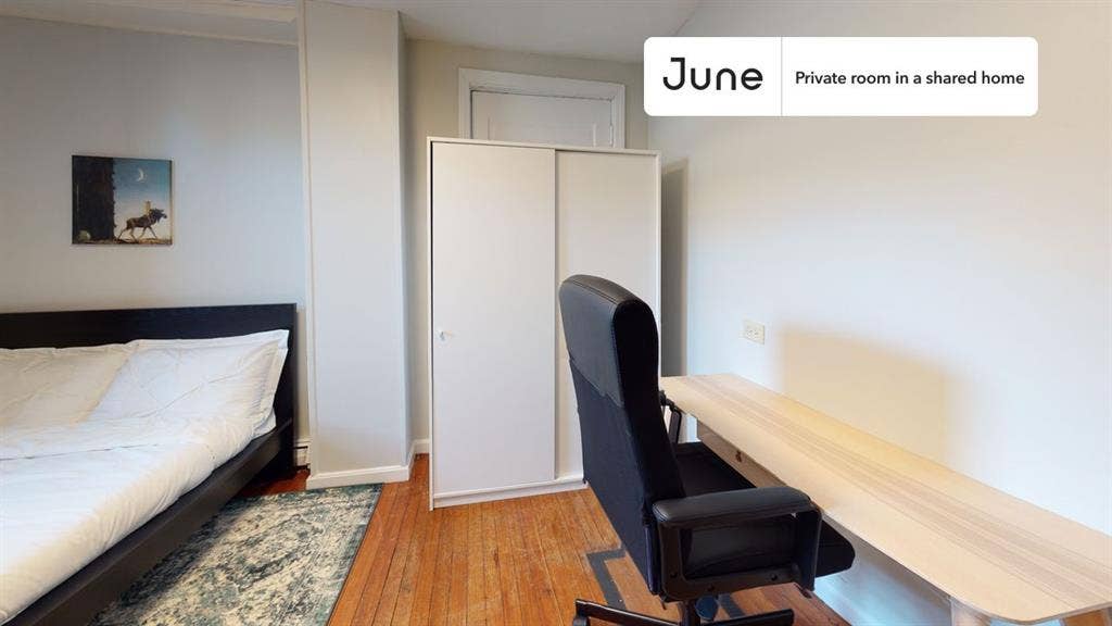 2 BR in Boston