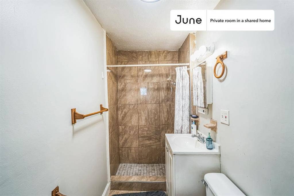 4 BR in Boston