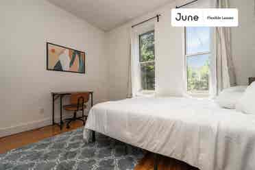 3 BR in New York City