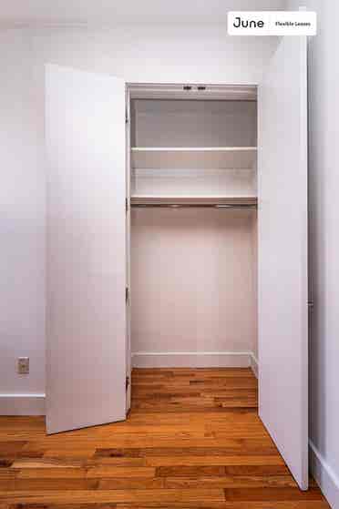 3 BR in New York City