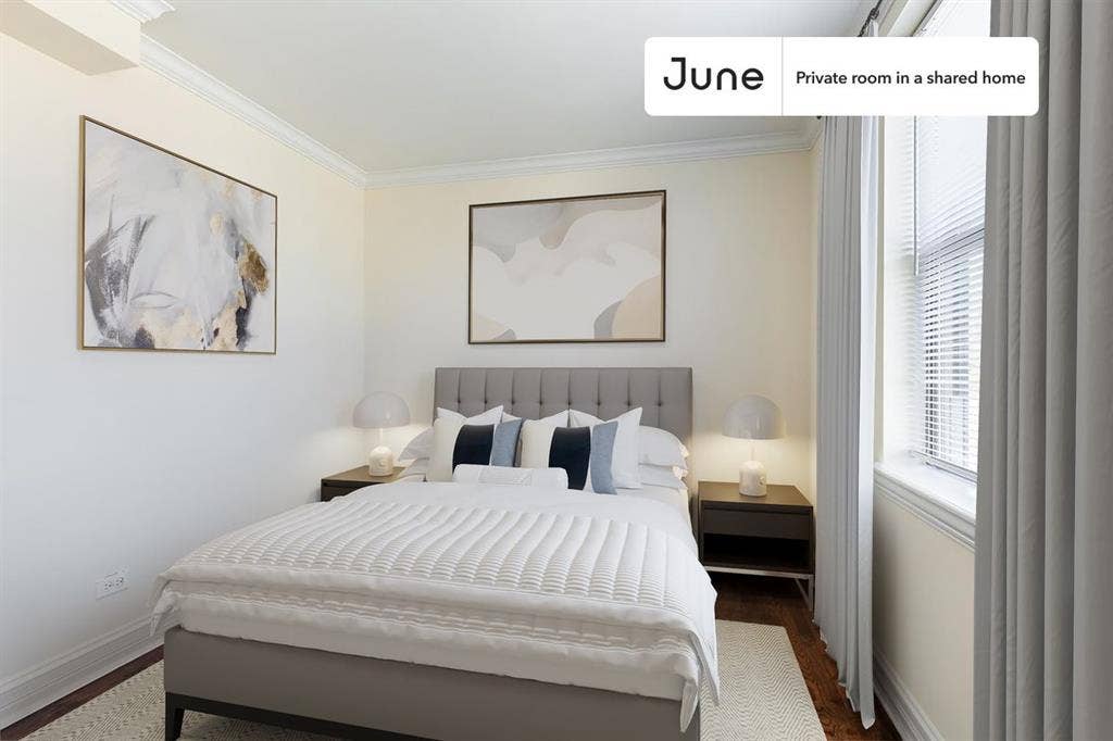 4 BR in Chicago