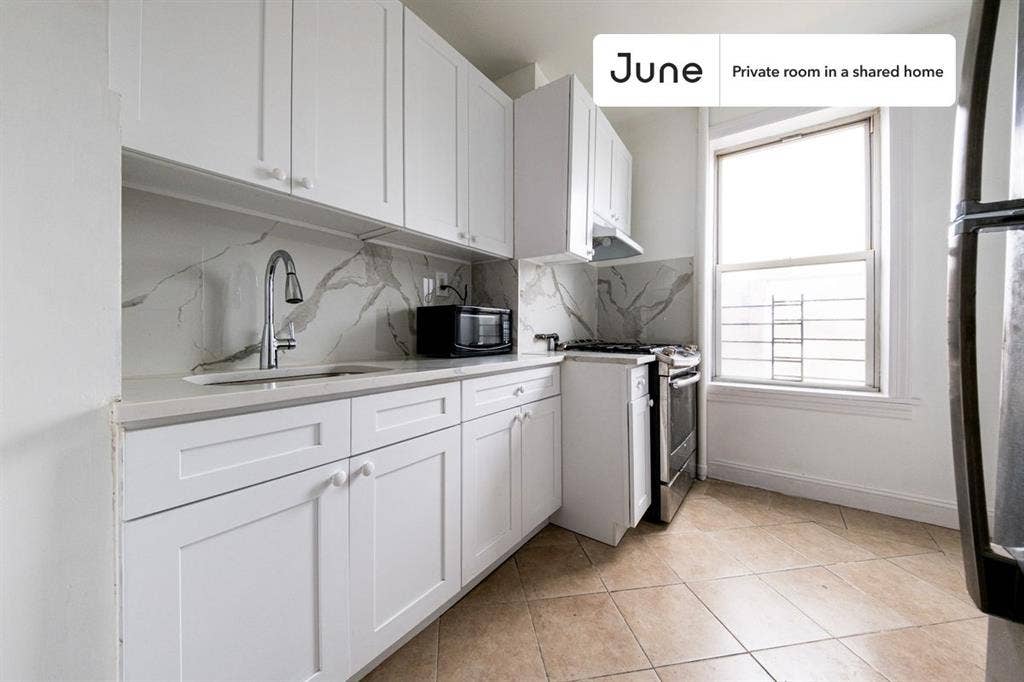 4 BR in New York City