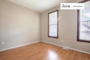4 BR in Chicago