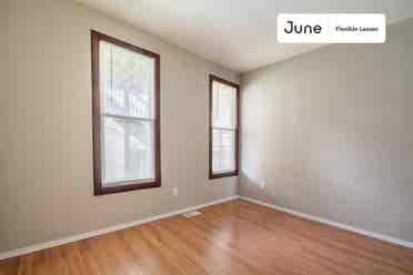 4 BR in Chicago