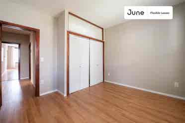 4 BR in Chicago