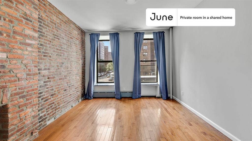 2 BR in New York City