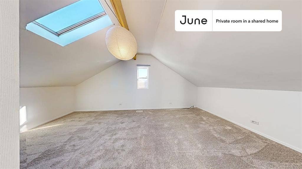 3 BR in Chicago