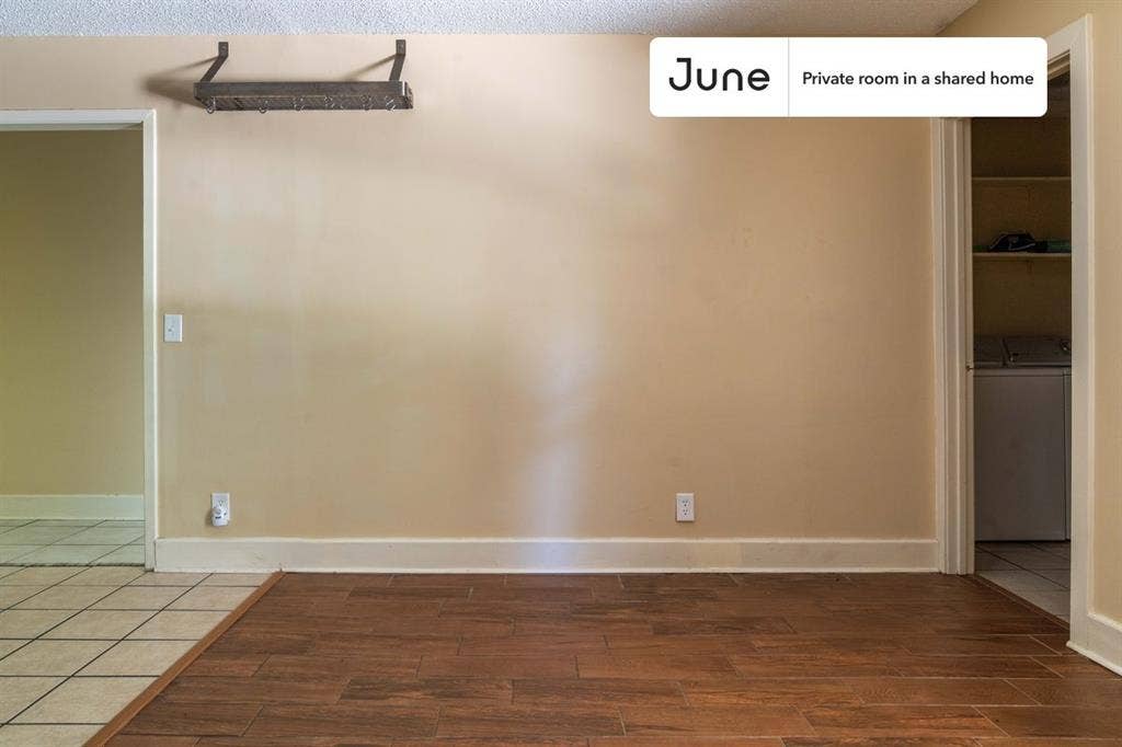 3 BR in Austin
