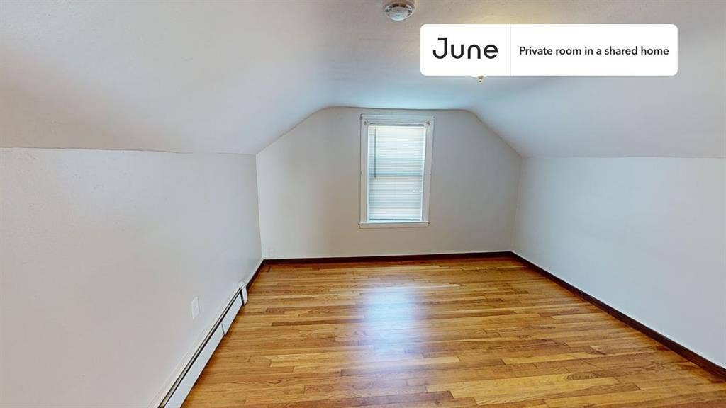 4 BR in Boston