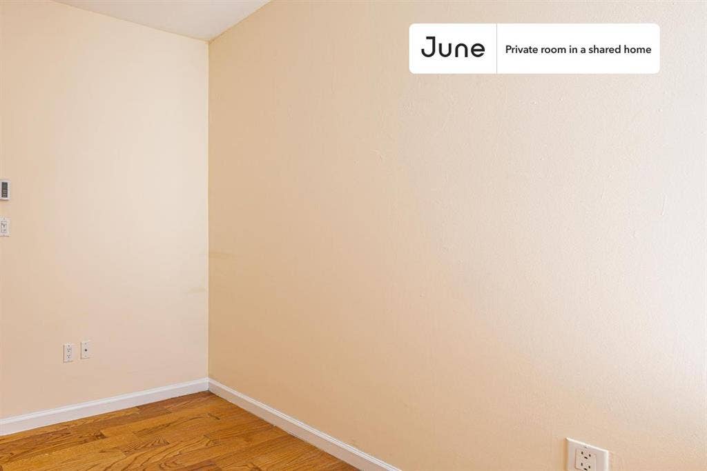 4 BR in New York City