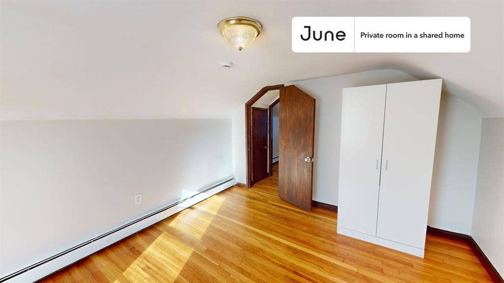 4 BR in Boston