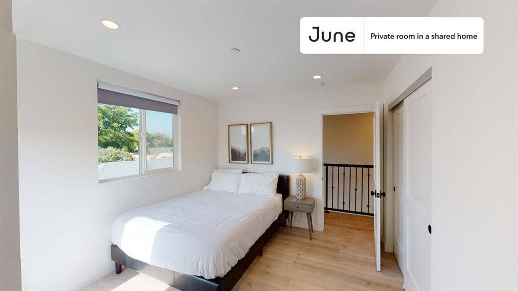 4 BR in Los Angeles
