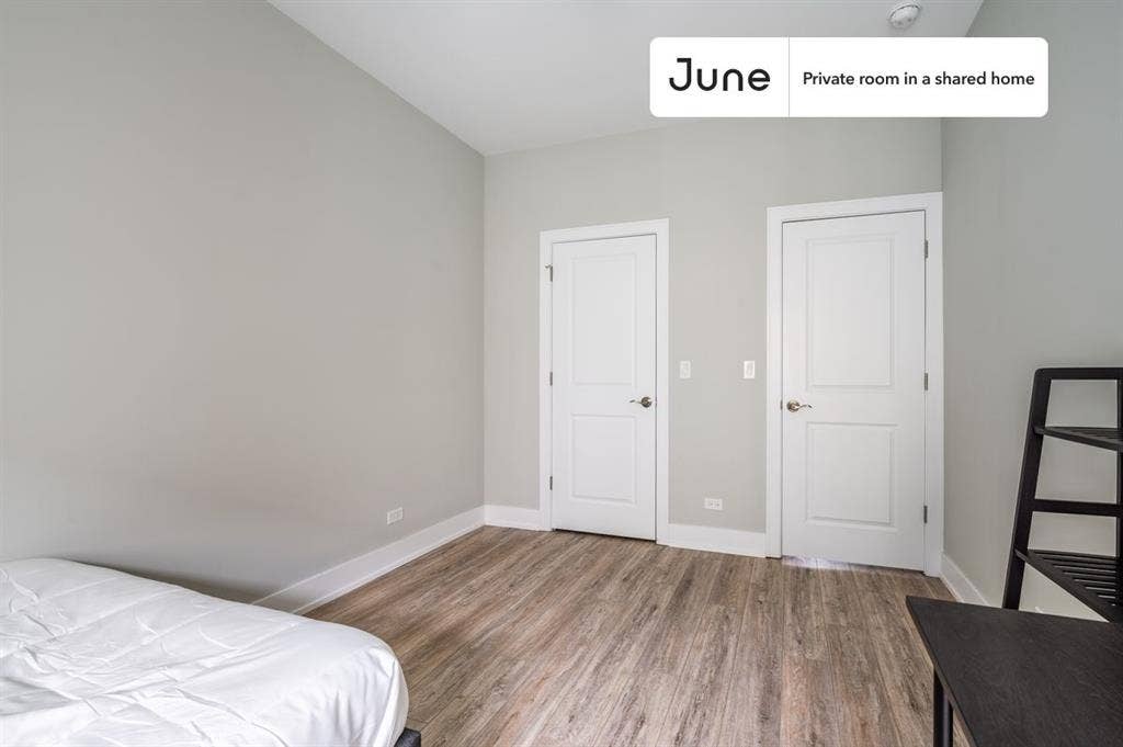 5 BR in Chicago