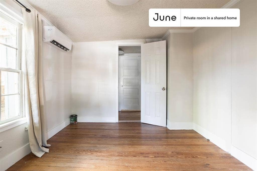 3 BR in Austin