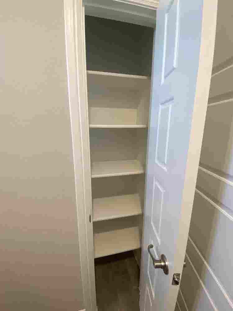 Peaceful, FurnishedRoom w/ bathroom