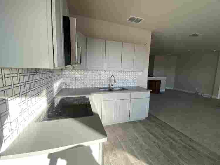 Peaceful, FurnishedRoom w/ bathroom