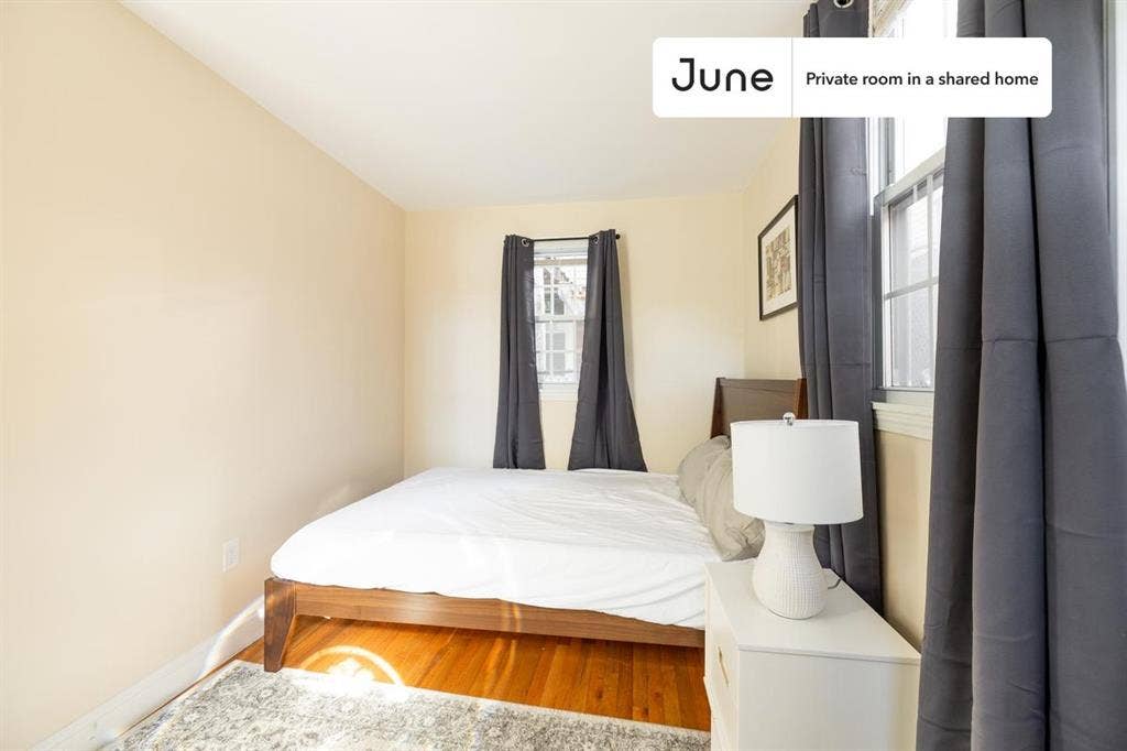 4 BR in Boston