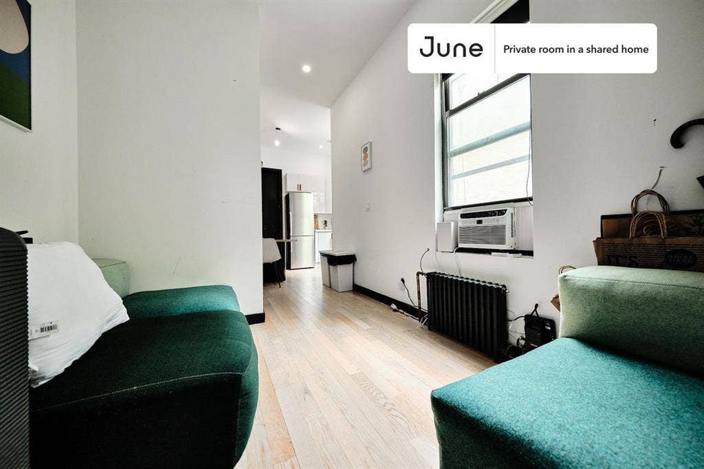 3 BR in New York City