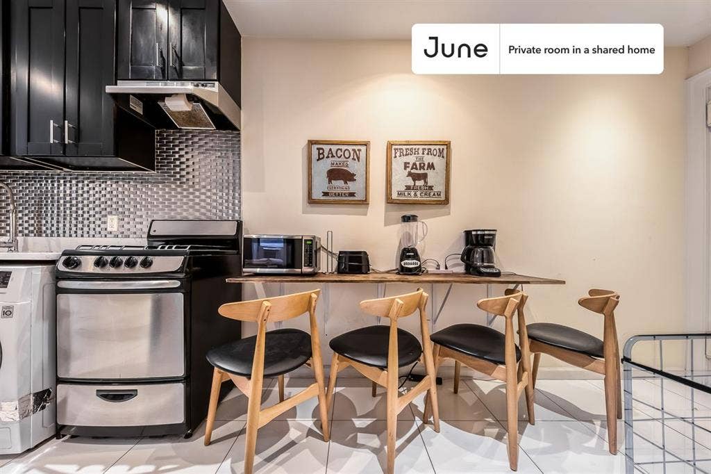 4 BR in New York City