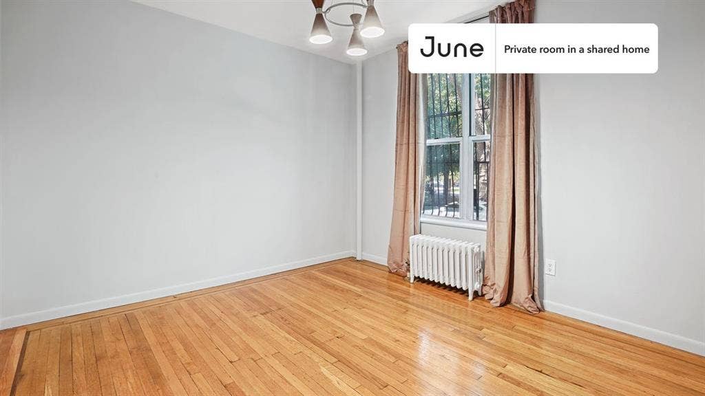 4 BR in New York City