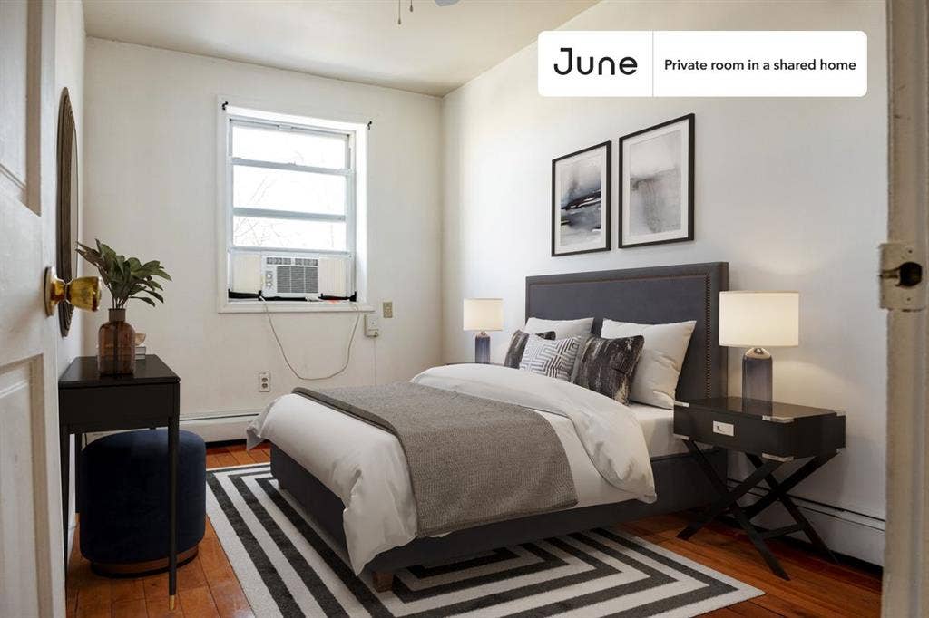 2 BR in New York City