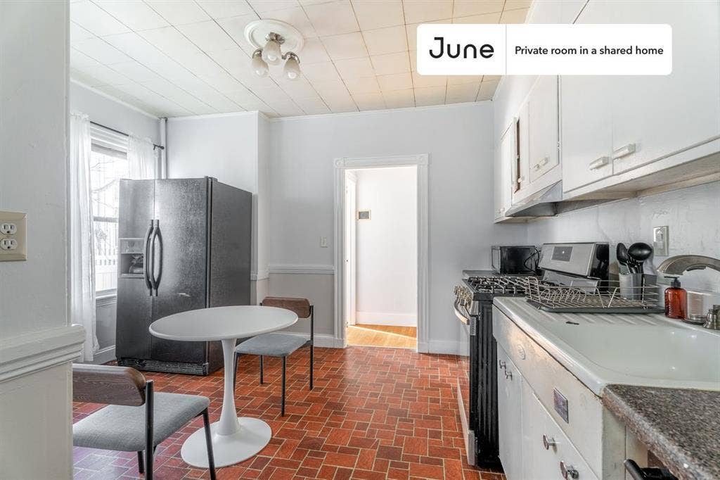 3 BR in Boston