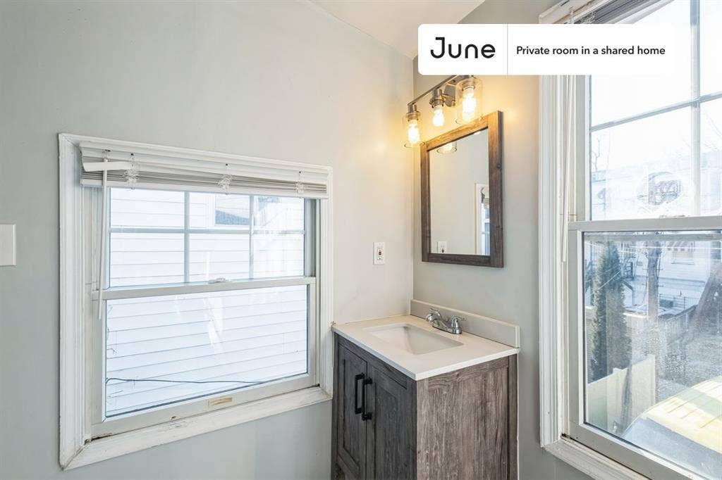4 BR in Washington DC