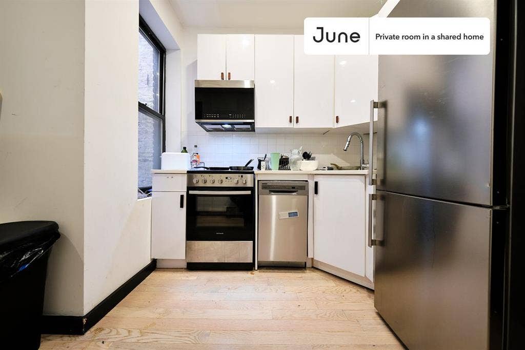 3 BR in New York City