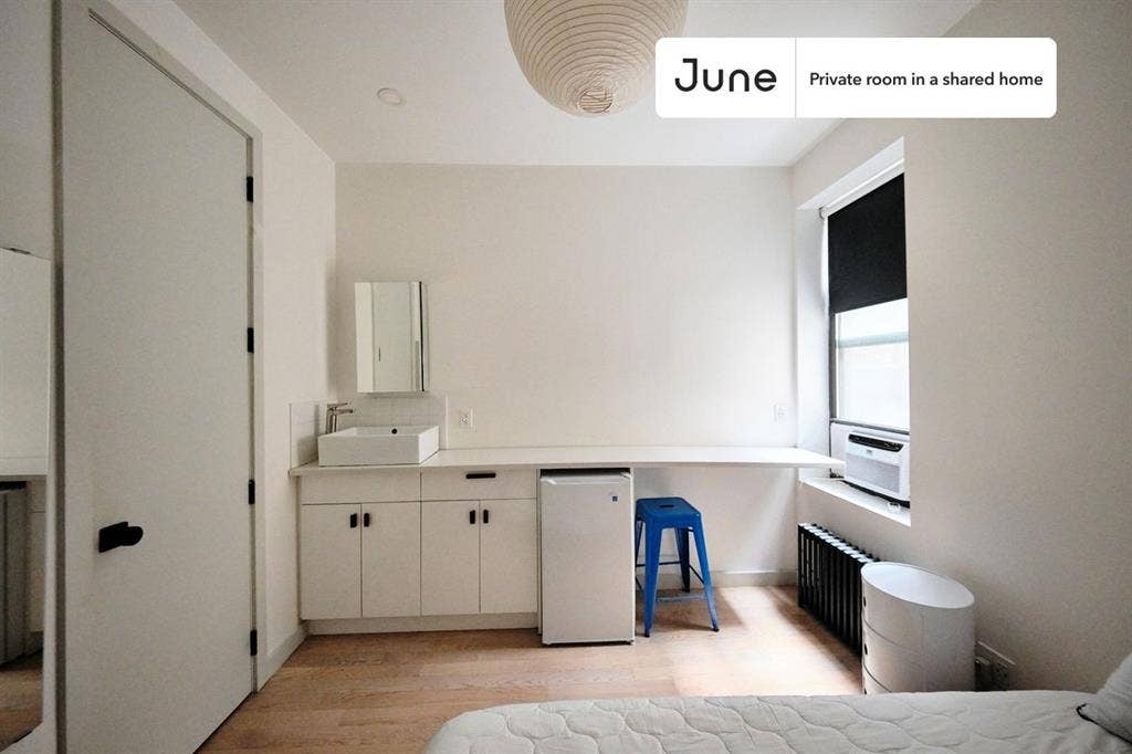 3 BR in New York City