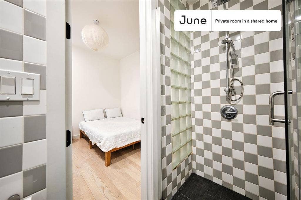 3 BR in New York City