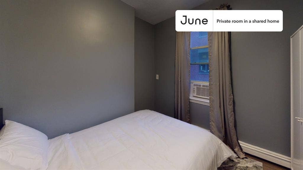 3 BR in Boston