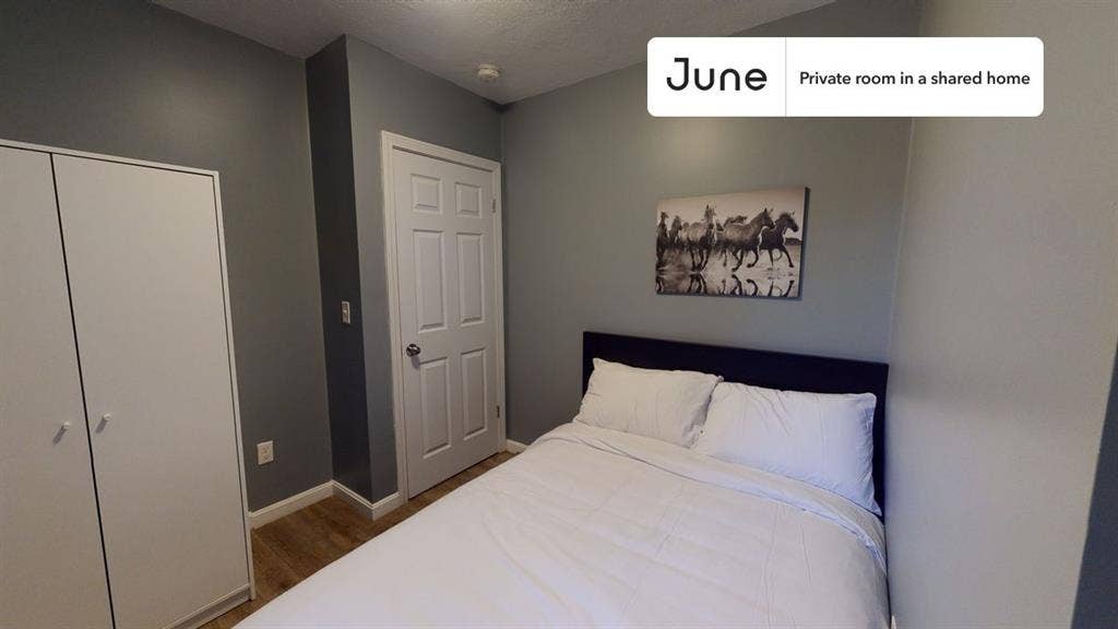 3 BR in Boston