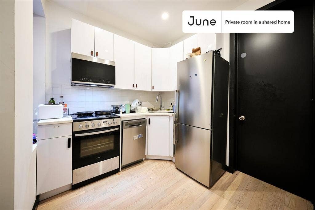 3 BR in New York City