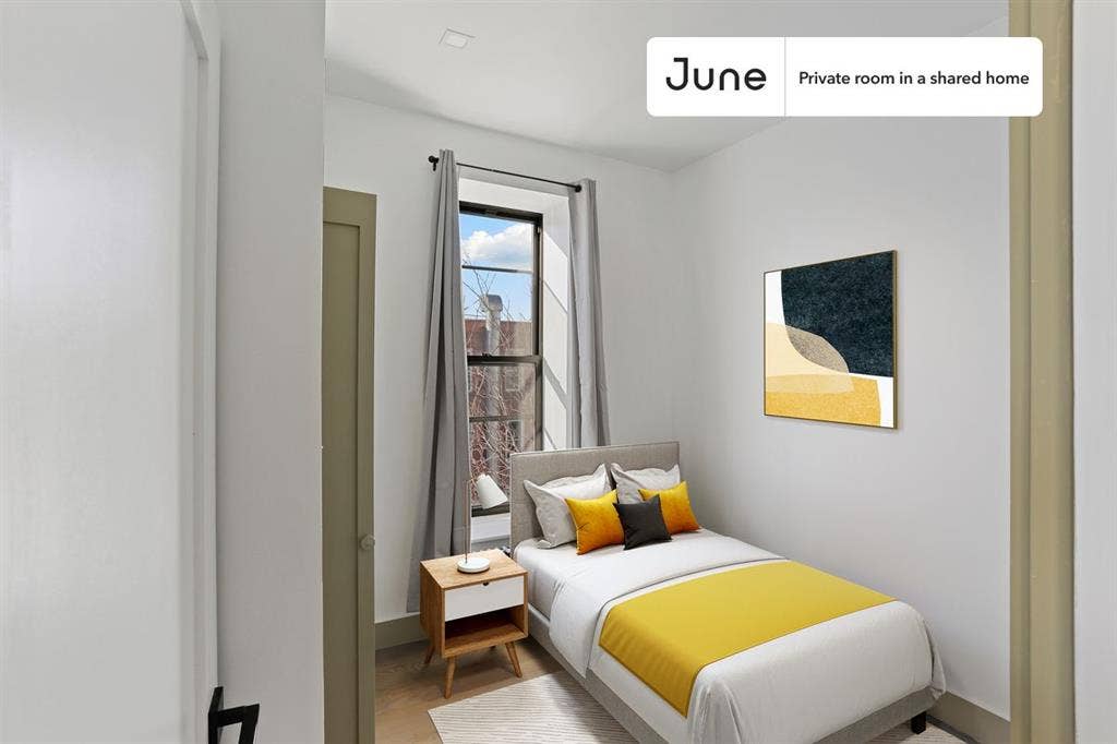 3 BR in New York City