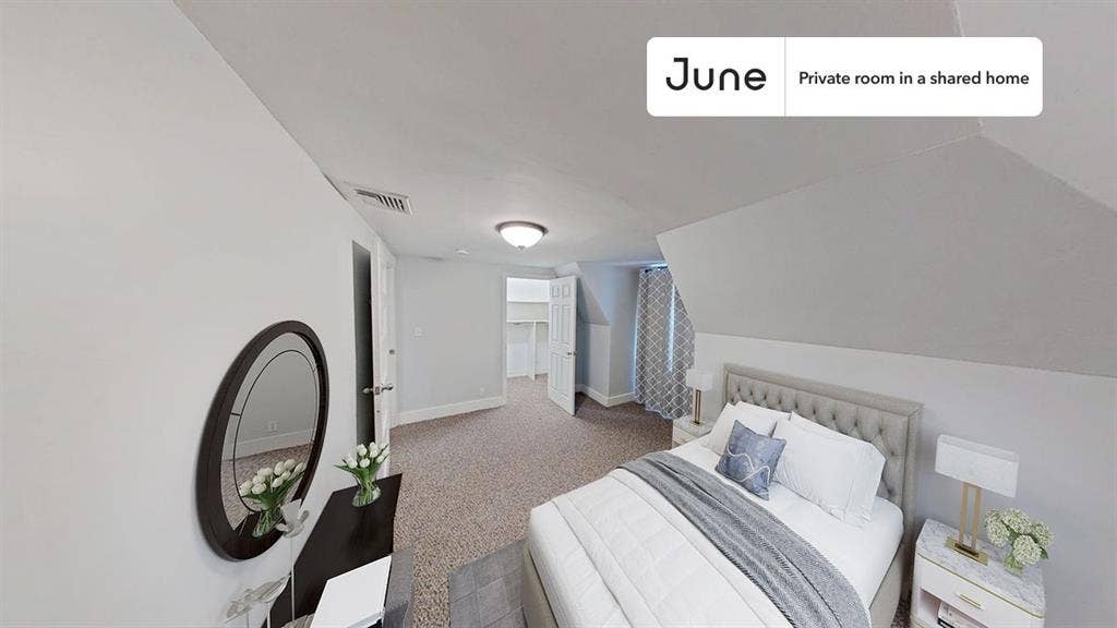 6 BR in Boston