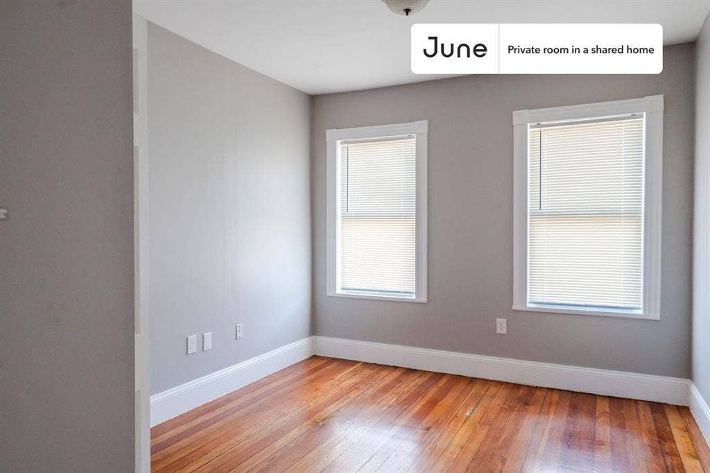 4 BR in Boston