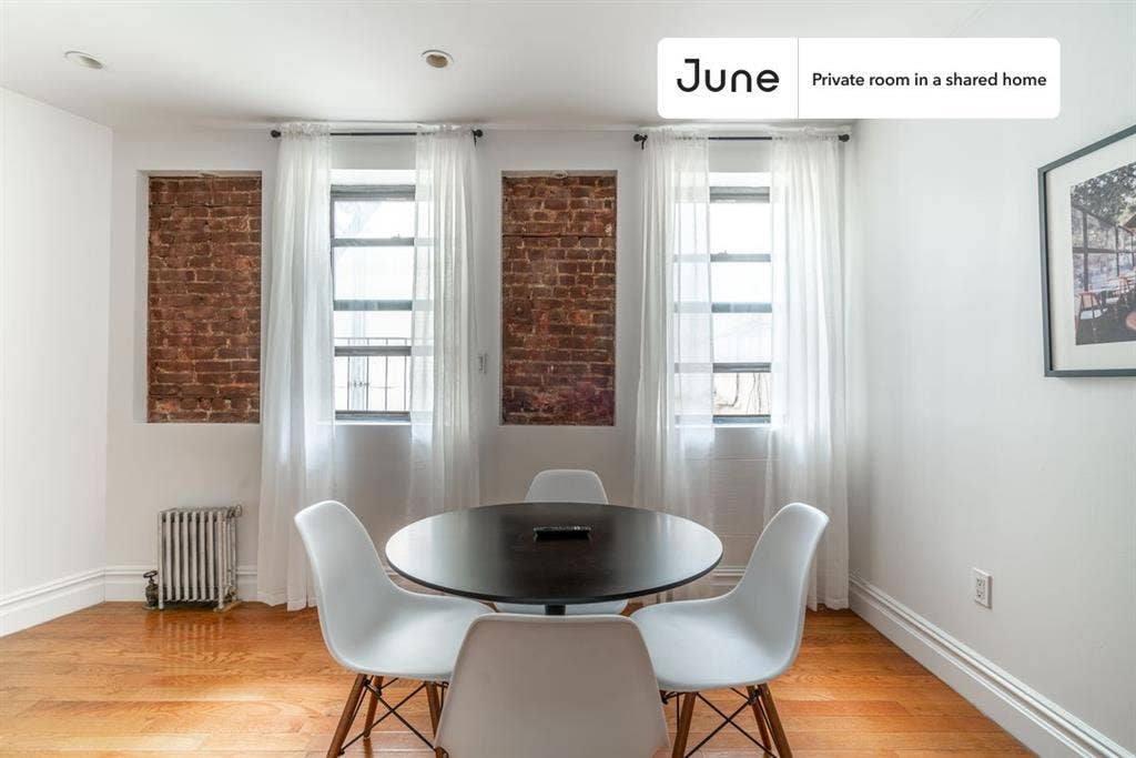 2 BR in New York City