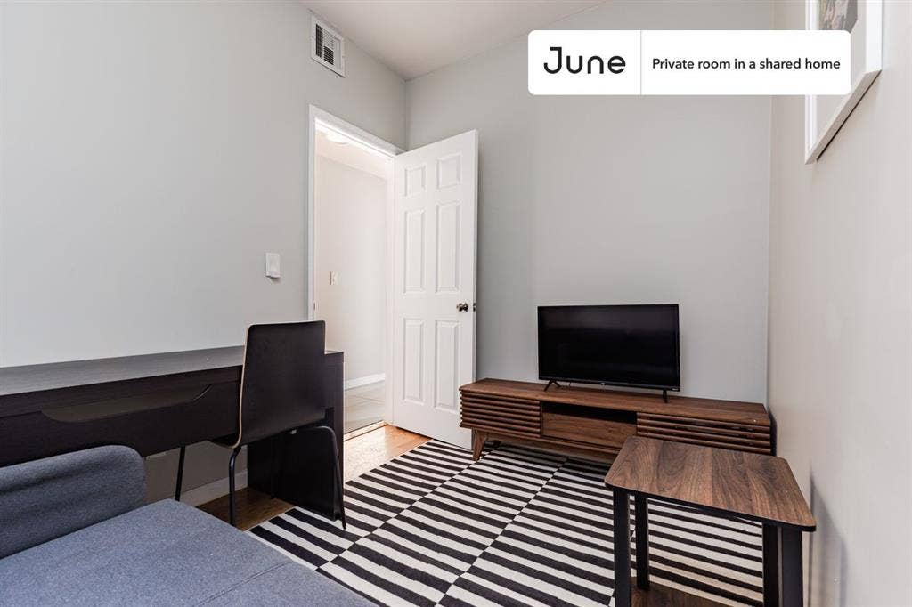 4 BR in New York City