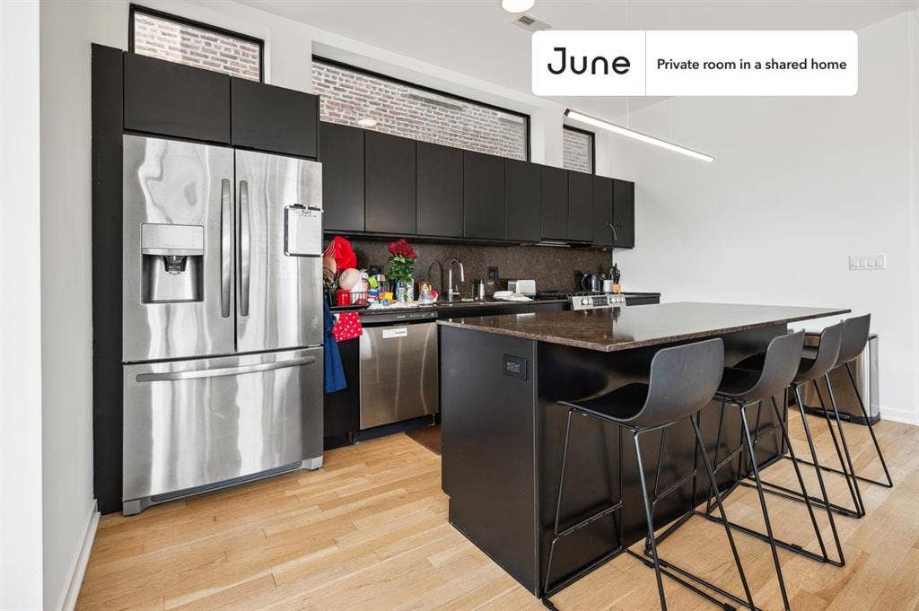 4 BR in Chicago