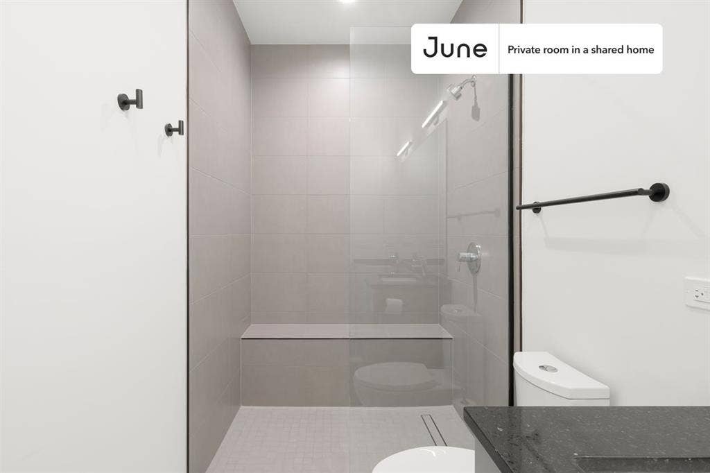 4 BR in Chicago