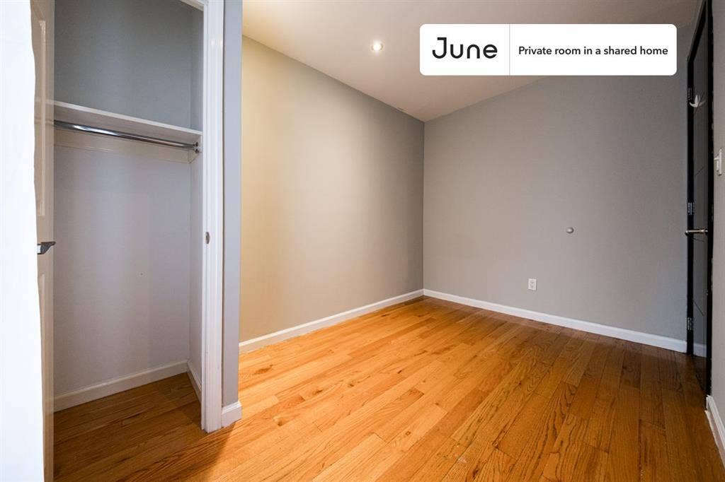4 BR in New York City